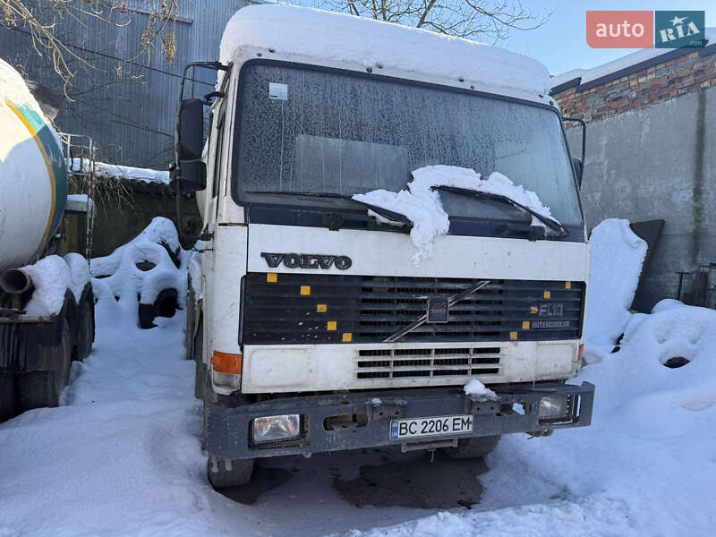 Бетономешалка (Миксер) Volvo FL 10 1985 в Львове