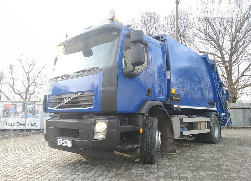 Мусоровоз Volvo FL 250 2010 в Луцке