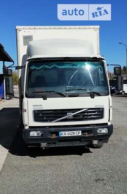 Грузовой фургон Volvo FL 6 2005 в Киеве