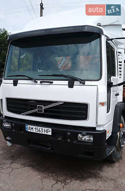 Евакуатор Volvo FL 6 2005 в Бердичеві
