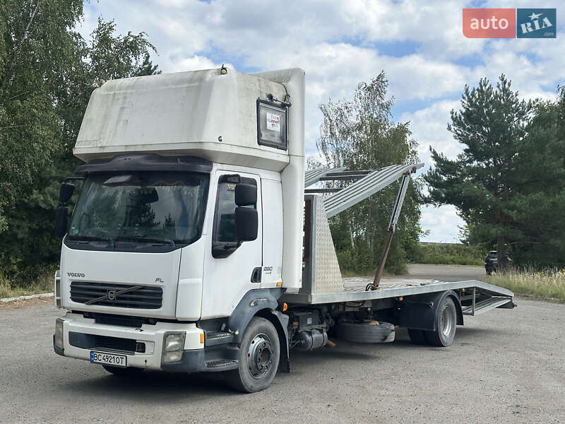 Автовоз Volvo FL 7 2007 в Львове