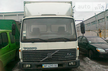 Грузовой фургон Volvo FLC 1997 в Запорожье