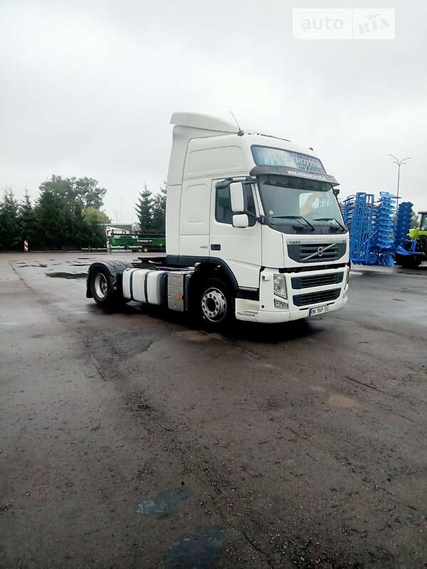 Тягач Volvo FM 11 2012 в Ровно