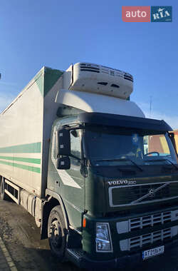 Рефрижератор Volvo FM 11 2010 в Ивано-Франковске