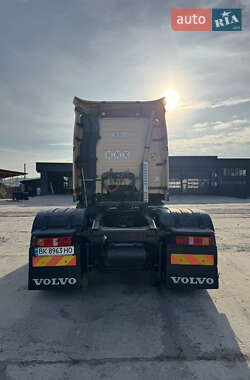 Тягач Volvo FM 11 2011 в  фото 5 Тягач Volvo FM 11 2011 в