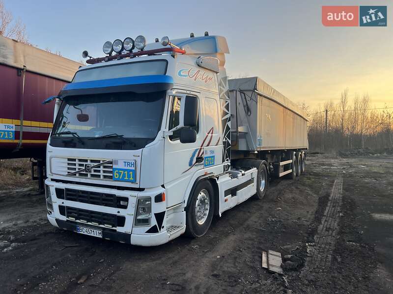 Зерновоз Volvo FM 12 2008 в Львове