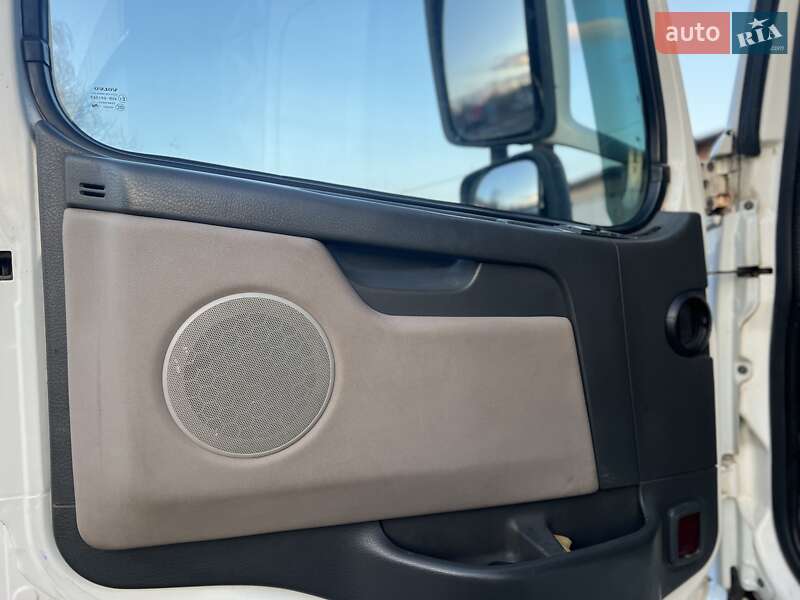 Зерновоз Volvo FM 12 2008 в Львове