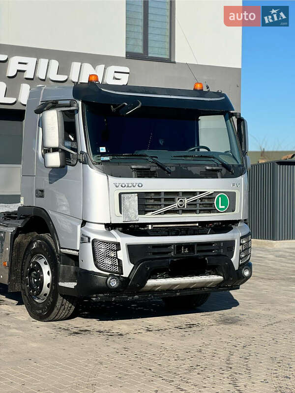 Тягач Volvo FM 12 2013 в 