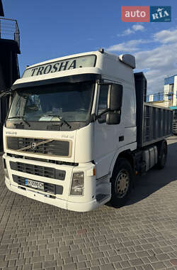 Самосвал Volvo FM 12 2007 в Ровно