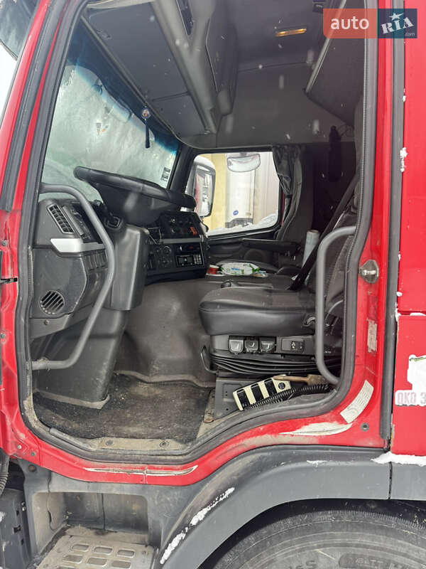 Рефрижератор Volvo FM 12 2002 в Хмельницком