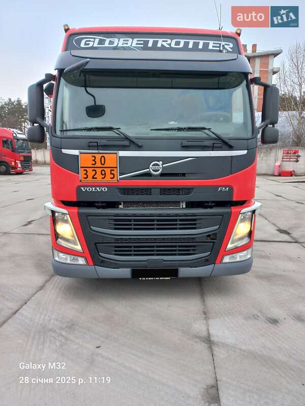 Тягач Volvo FM 13 2014 в Киеве