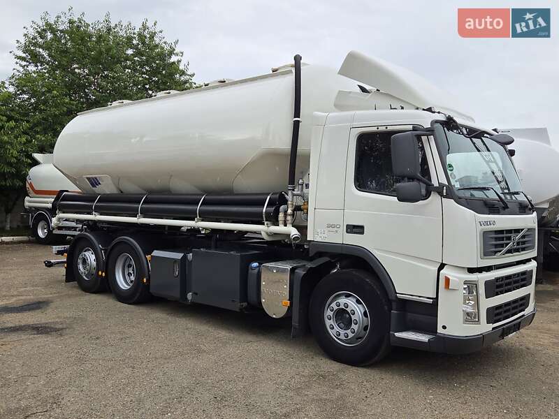 Кормовоз Volvo FM 13 2008 в Черновцах