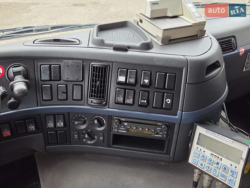 Кормовоз Volvo FM 13 2008 в Черновцах