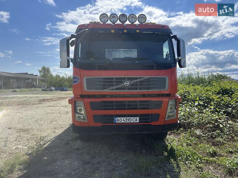 Самосвал Volvo FM 13 2008 в Хусте