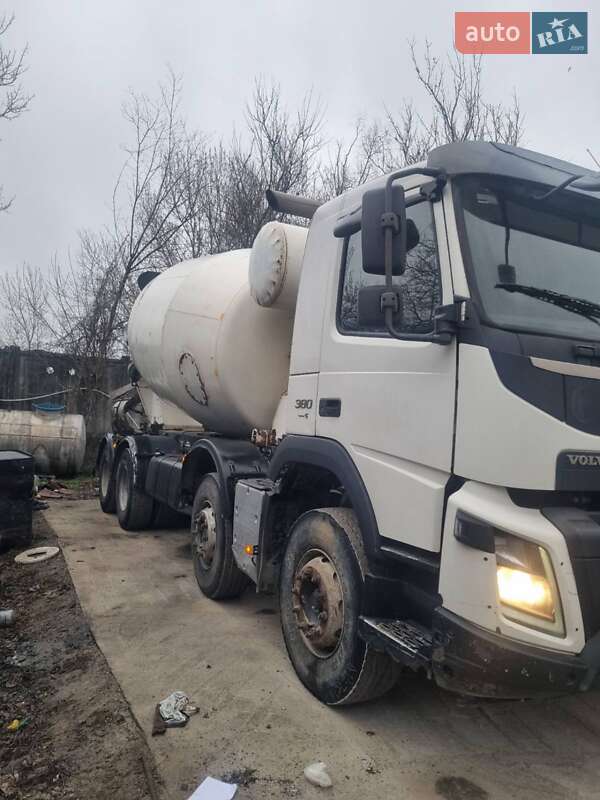 Бетонозмішувач (Міксер) Volvo FM 13 2015 в Києві