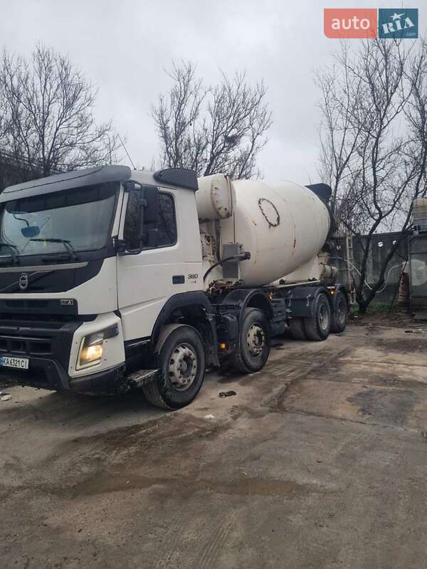 Бетонозмішувач (Міксер) Volvo FM 13 2015 в Києві