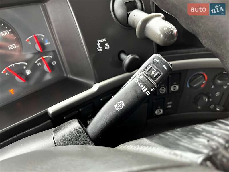 Тягач Volvo FM 9 2011 в Львові