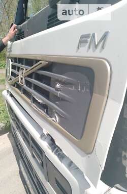 Тентований Volvo FM 9 2006 в 