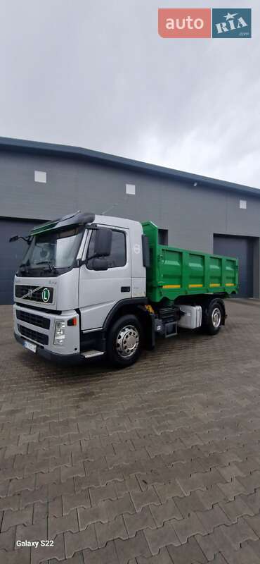 Самоскид Volvo FM 9 2009 в Сарнах