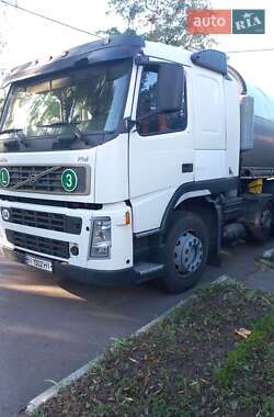 Машина  асенізатор (вакуумна) Volvo FM 9 2005 в Києві