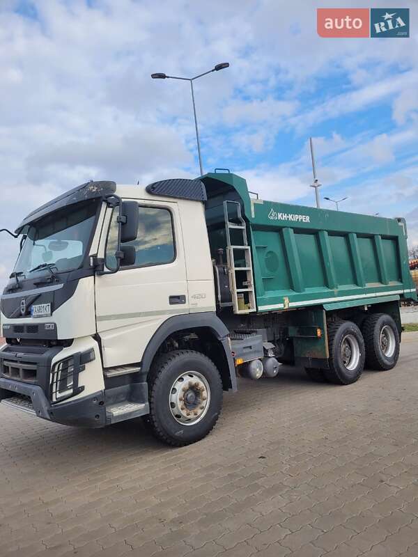 Самосвал Volvo FMX 11 2015 в Киеве