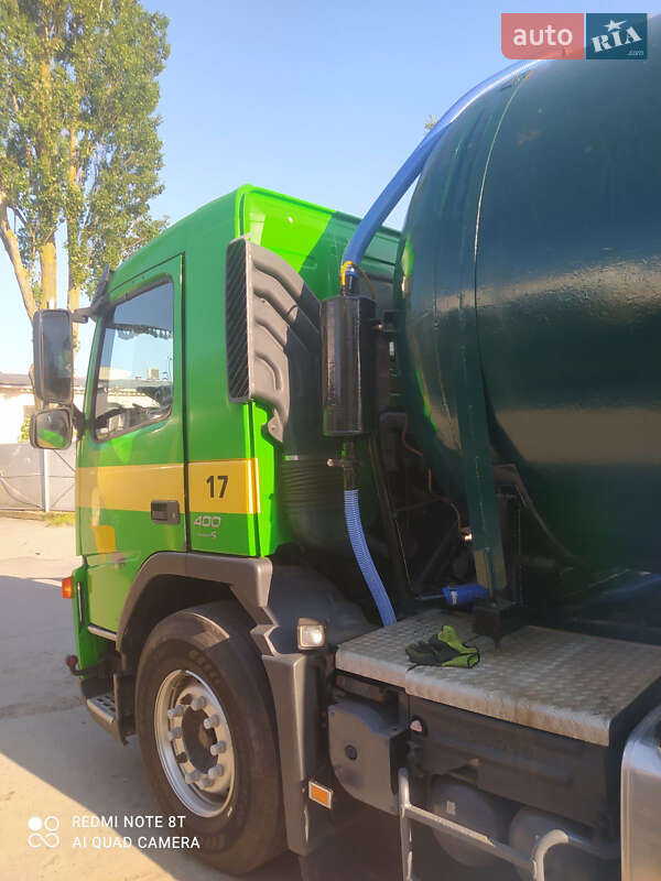 Машина ассенизатор (вакуумная) Volvo FMX 11 2009 в Шабо