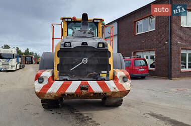 Фронтальный погрузчик Volvo L 120F 2020 в 