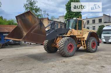 Фронтальный погрузчик Volvo L 180 2007 в Киеве