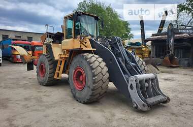 Фронтальный погрузчик Volvo L 180 2007 в Киеве