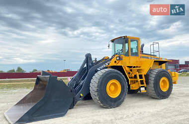 Фронтальный погрузчик Volvo L 220G 1998 в 