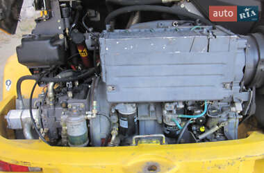 Фронтальні навантажувачі Volvo L30B 2002 в  фото 8 Фронтальні навантажувачі Volvo L30B 2002 в