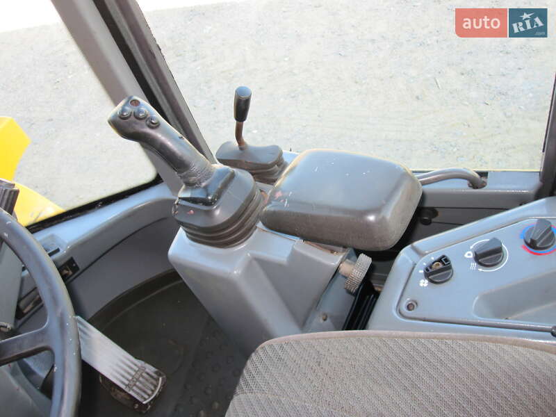 Фронтальный погрузчик Volvo L30B 2002 в Виннице