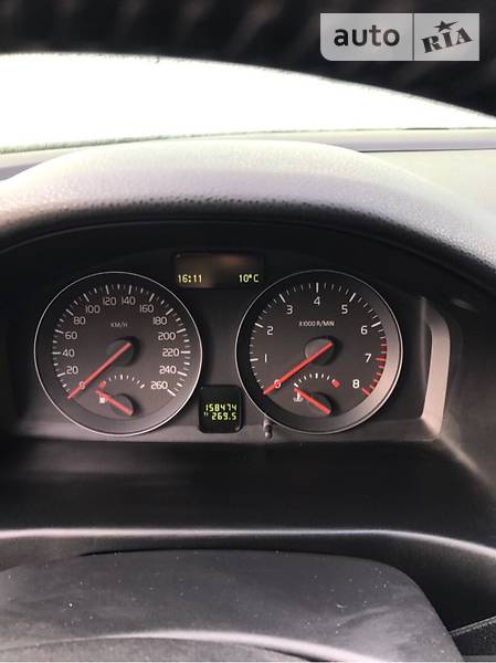Volvo S40 2012 года
