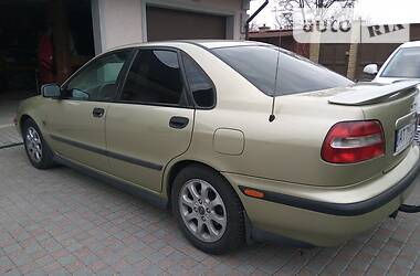 Седан Volvo S40 2001 в Києві