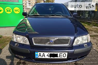 Седан Volvo S40 2000 в Киеве