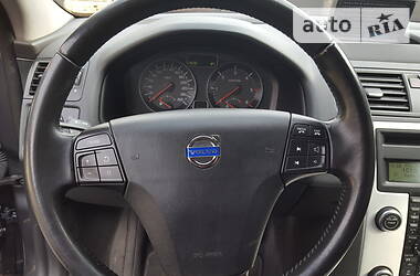 Седан Volvo S40 2012 в 