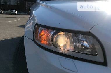 Седан Volvo S40 2010 в 