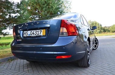 Седан Volvo S40 2009 в Дрогобыче