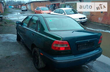 Седан Volvo S40 2000 в Виннице