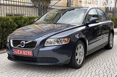 Седан Volvo S40 2011 в Стрые