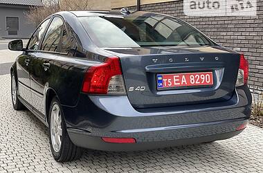 Седан Volvo S40 2011 в Стрые