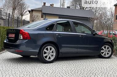 Седан Volvo S40 2011 в Стрию