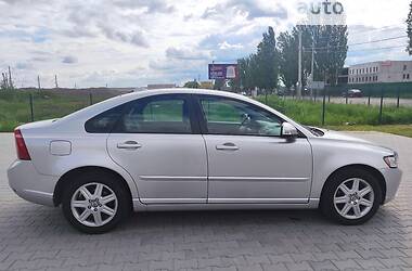 Седан Volvo S40 2009 в Киеве