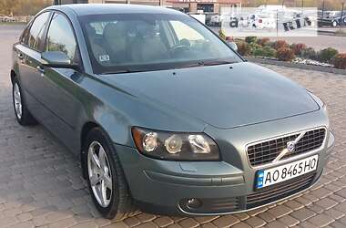 Седан Volvo S40 2004 в Берегово