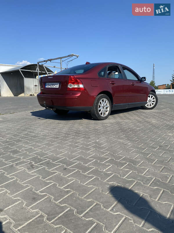 Седан Volvo S40 2005 в Чернівцях