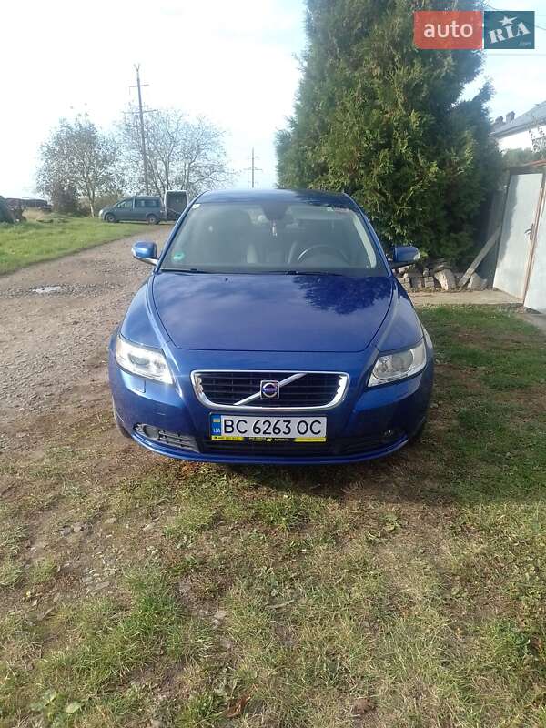 Седан Volvo S40 2008 в Львові