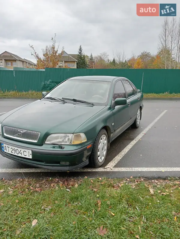 Volvo S40