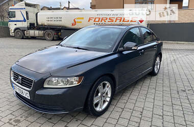 Седан Volvo S40 2010 в Ивано-Франковске