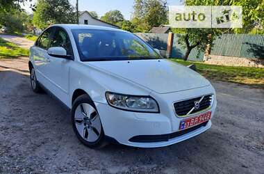 Седан Volvo S40 2009 в Полтаве