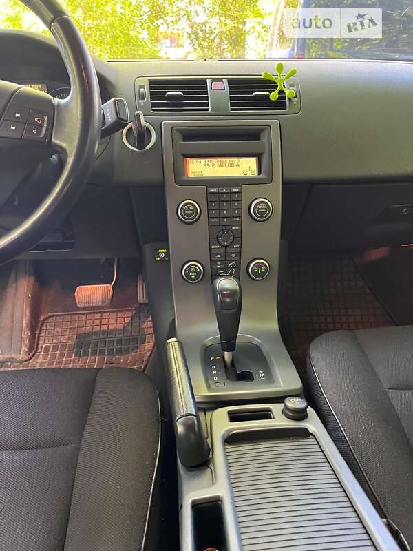 Седан Volvo S40 2012 в Киеве